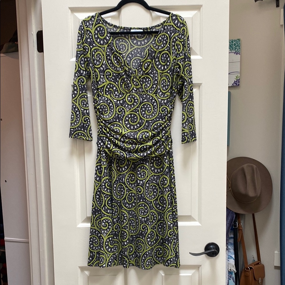 Green and Black Geometric Dress